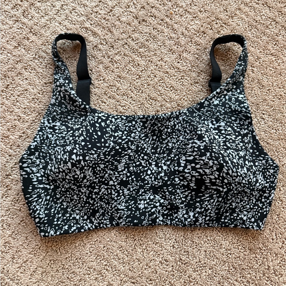 Lululemon Athletica Black and White Sports Bra